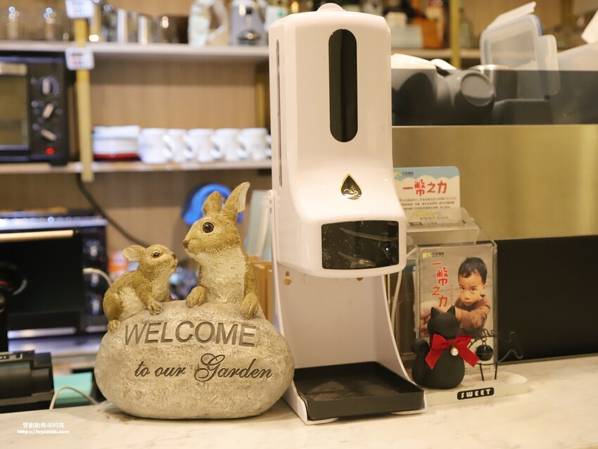 高雄咖啡廳 新銳咖啡高雄鼎中店 與朋友盡情暢談相聚的深夜咖啡廳