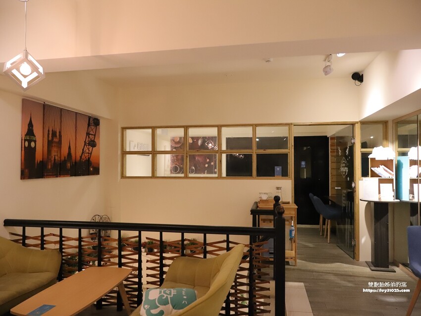 高雄咖啡廳 新銳咖啡高雄鼎中店 與朋友盡情暢談相聚的深夜咖啡廳