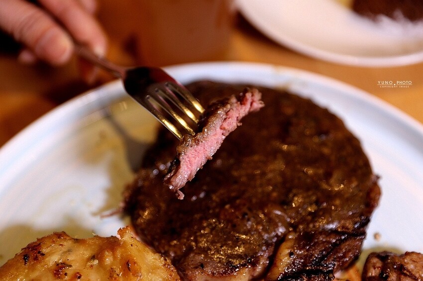 老字號台中牛排館回歸!網友大喊怎沒蒙古烤肉 就是少一味啦