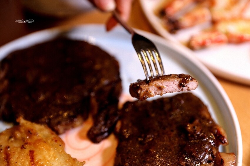 老字號台中牛排館回歸!網友大喊怎沒蒙古烤肉 就是少一味啦