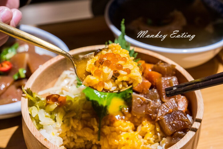 【台中北區】中港路邊｜古早味台式丼飯，經典滷豬腳、爌肉、肉燥飯。中友百貨美食推薦 - 貪吃猴的幻想