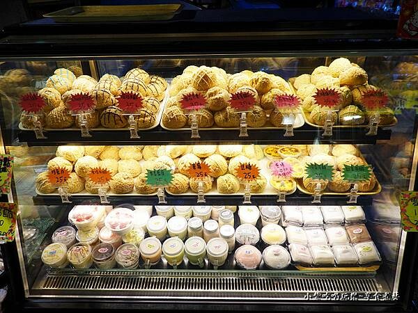 甜點小舖-三義夜市美食 (1).jpg