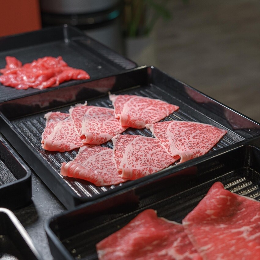 台北 中山區 豪饌頂級麻辣火鍋吃到飽 24小時 龍蝦 和牛 9.jpg