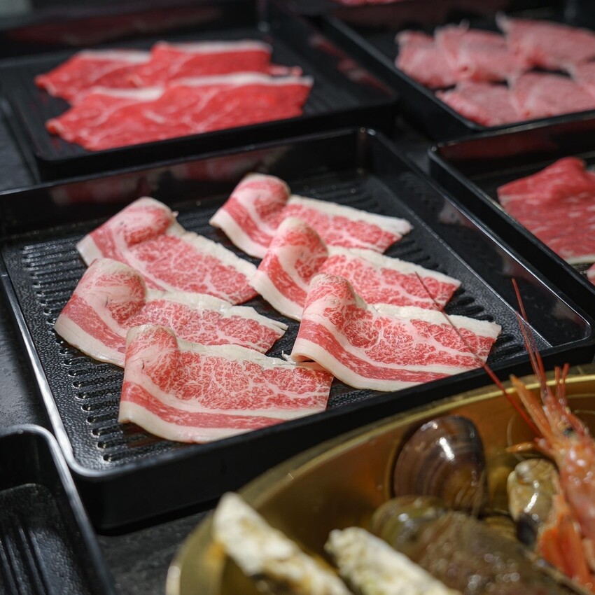 台北 中山區 豪饌頂級麻辣火鍋吃到飽 24小時 龍蝦 和牛 7.jpg