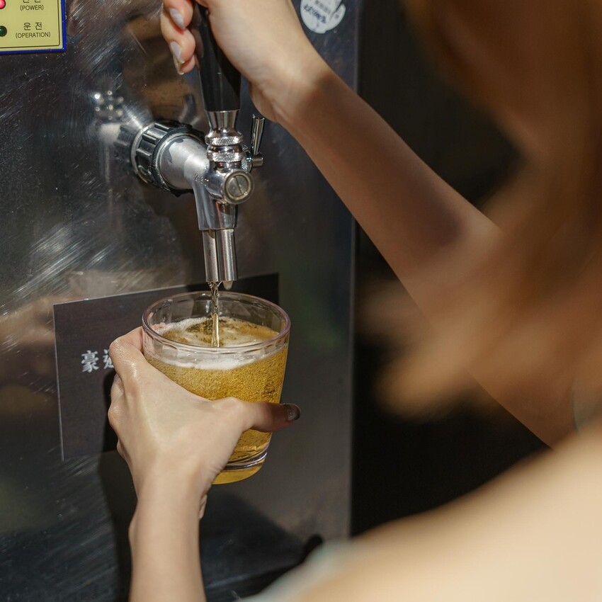 台北 中山區 豪饌頂級麻辣火鍋吃到飽 24小時 龍蝦 和牛 1.jpg