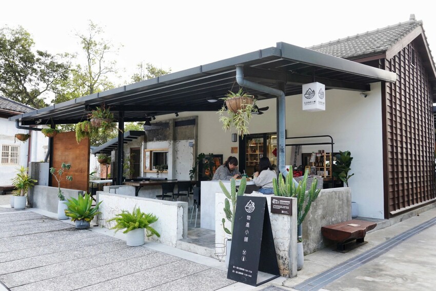 兩日輕旅行攻略!藏很深的密秘後花園,離最美老宅群不到100公尺~百年古厝吃早餐超讚