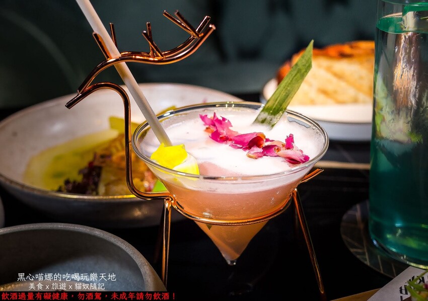 高雄前鎮︱BarKao Kaohsiung　約會首選！！絕美高格調３６０°環景高空酒吧，料理、調酒道道精彩！！