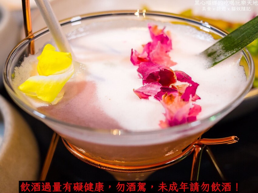 高雄前鎮︱BarKao Kaohsiung　約會首選！！絕美高格調３６０°環景高空酒吧，料理、調酒道道精彩！！