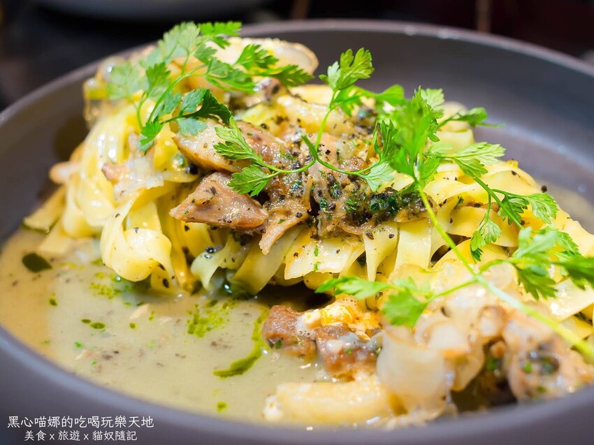 高雄前鎮︱BarKao Kaohsiung　約會首選！！絕美高格調３６０°環景高空酒吧，料理、調酒道道精彩！！