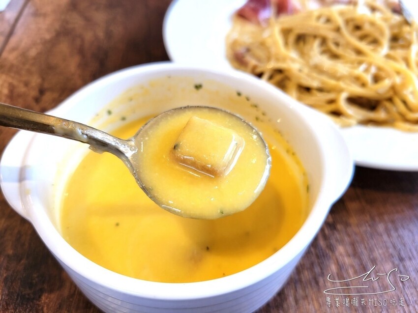 【松山區咖啡廳】Main Mano 曼瑪儂 ➤ 日本超人氣麵包店!Boulangerie et café 不只麵包好吃,餐點也一級棒