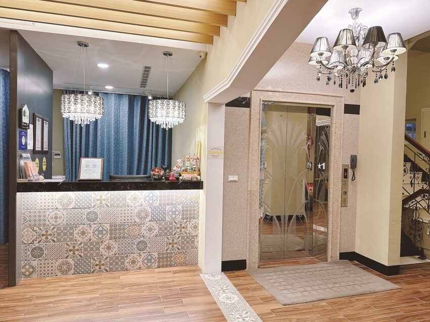 金門住宿推薦～裕園洋樓民宿夢幻洋樓，一秒變身洋樓公主，感受難得的華麗旅程～