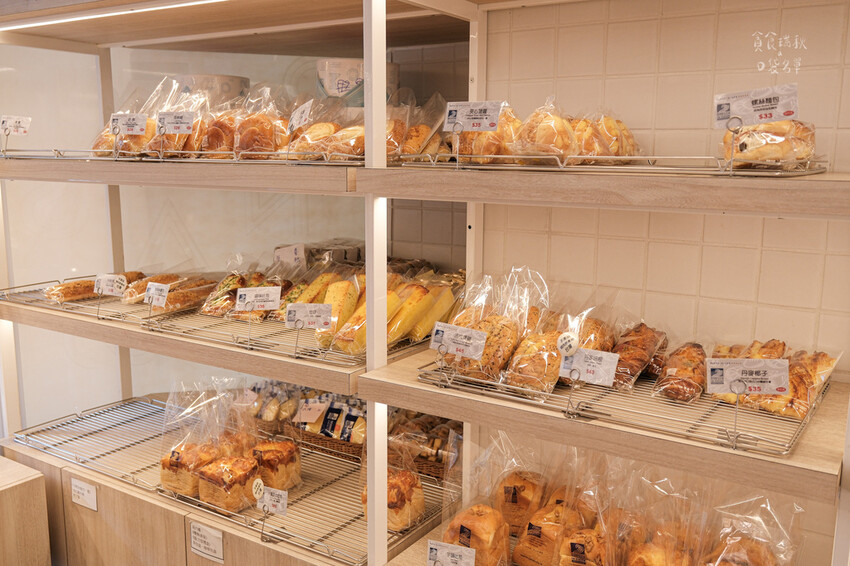 台中南屯｜與miffy聯名太可愛！各種miffy造型麵包蛋糕