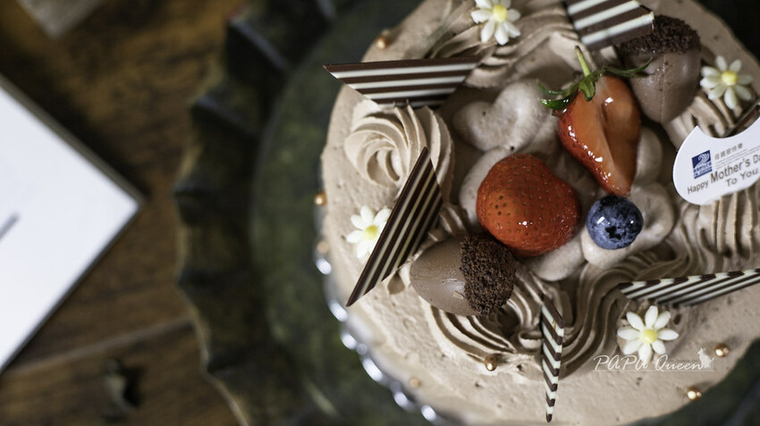 台中 2023 母親節蛋糕 預購｜馥漫麵包花園 FM STATION 期間限定『橡個女孩』濃醇巧克力蛋糕甜蜜過節