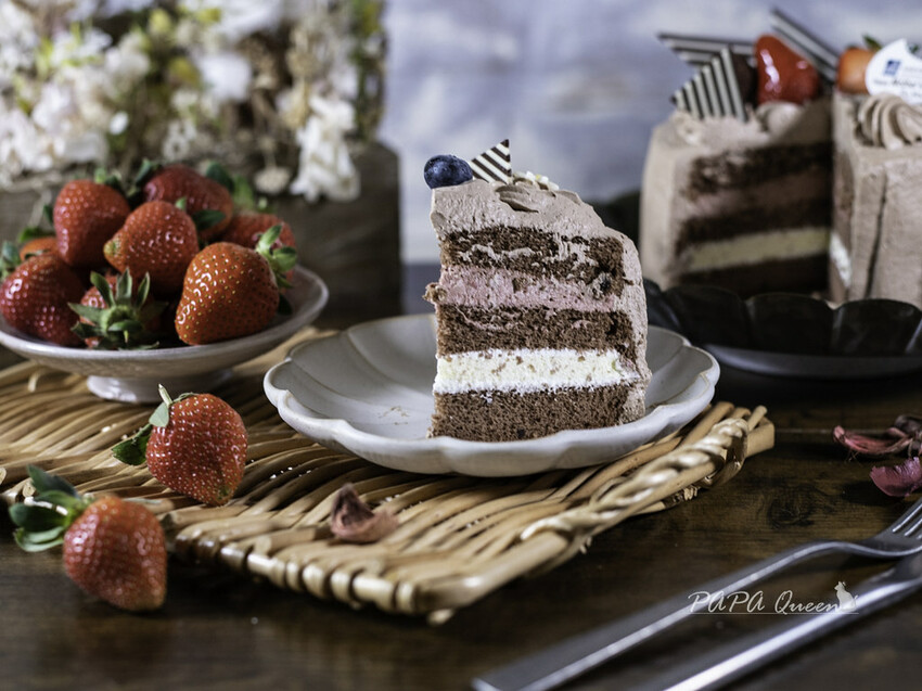 台中 2023 母親節蛋糕 預購｜馥漫麵包花園 FM STATION 期間限定『橡個女孩』濃醇巧克力蛋糕甜蜜過節