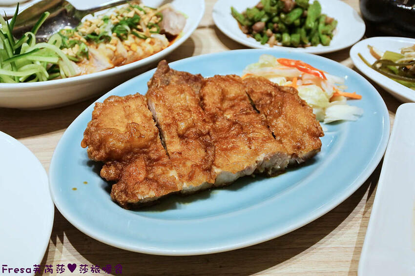 台南聚餐【漢來上海湯包】湯包蒸點生煎湯包超熱門必點！圓桌長桌聚會用餐人氣餐廳│台南店│南紡購物中心│東