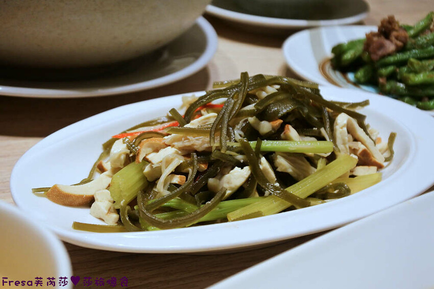 台南聚餐【漢來上海湯包】湯包蒸點生煎湯包超熱門必點！圓桌長桌聚會用餐人氣餐廳│台南店│南紡購物中心│東