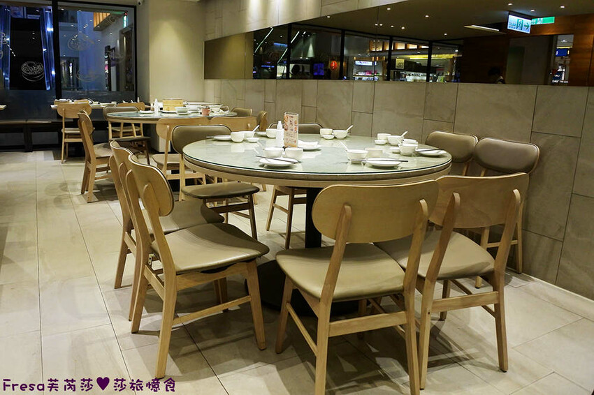 台南聚餐【漢來上海湯包】湯包蒸點生煎湯包超熱門必點！圓桌長桌聚會用餐人氣餐廳│台南店│南紡購物中心│東