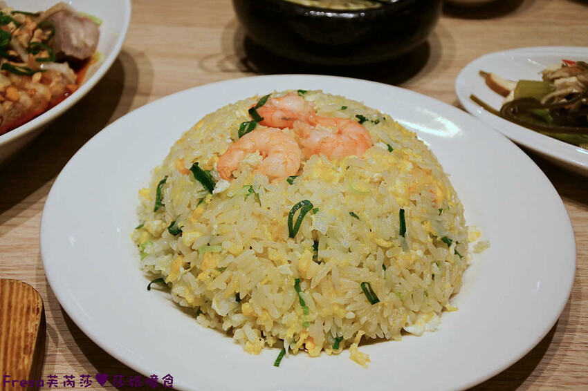 台南聚餐【漢來上海湯包】湯包蒸點生煎湯包超熱門必點！圓桌長桌聚會用餐人氣餐廳│台南店│南紡購物中心│東