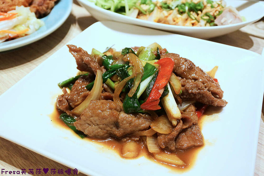 台南聚餐【漢來上海湯包】湯包蒸點生煎湯包超熱門必點！圓桌長桌聚會用餐人氣餐廳│台南店│南紡購物中心│東