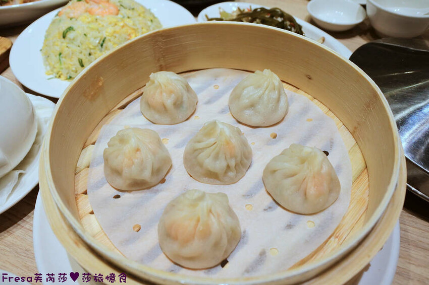台南聚餐【漢來上海湯包】湯包蒸點生煎湯包超熱門必點！圓桌長桌聚會用餐人氣餐廳│台南店│南紡購物中心│東