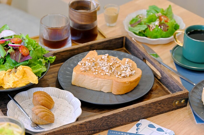 南投豪華莊園森林系咖啡館 南投親子景點 南投約會餐廳推薦_台灣惠蓀咖啡埔里品牌館