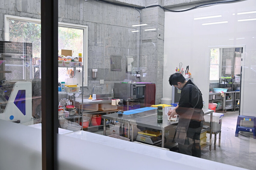 南投豪華莊園森林系咖啡館 南投親子景點 南投約會餐廳推薦_台灣惠蓀咖啡埔里品牌館