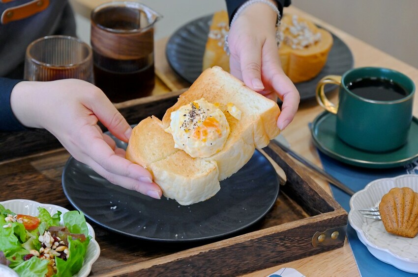 南投豪華莊園森林系咖啡館 南投親子景點 南投約會餐廳推薦_台灣惠蓀咖啡埔里品牌館