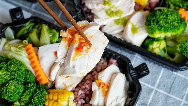 LINE_ALBUM_Benefit健康餐盒 忠明南店_230331_6.jpg