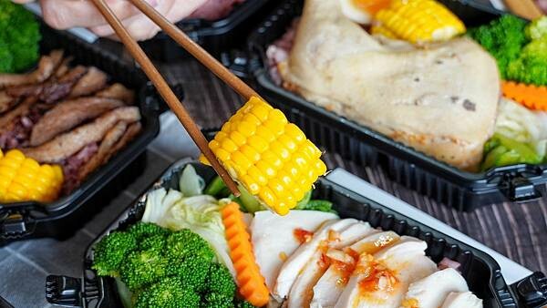 LINE_ALBUM_Benefit健康餐盒 忠明南店_230331_2.jpg