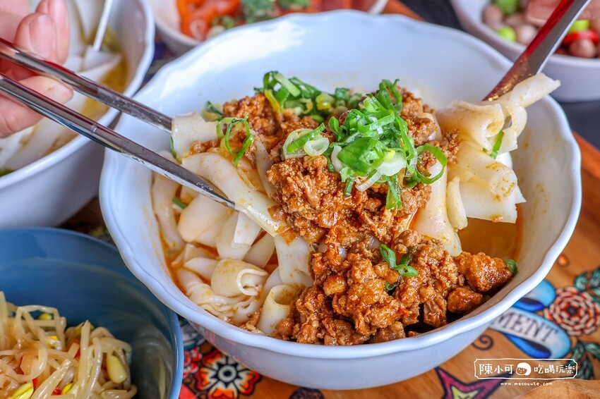 【宜蘭美食】滇峰小館 礁溪早餐推薦!雲南手作米干、豌豆粉專賣