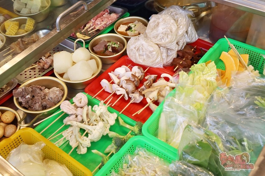 【台南美食】大爺冒菜麻辣燙！台南第一間冒菜鍋專賣店，晚餐宵夜一個人獨享的美味~ - 熱血玩台南。跳躍新世界