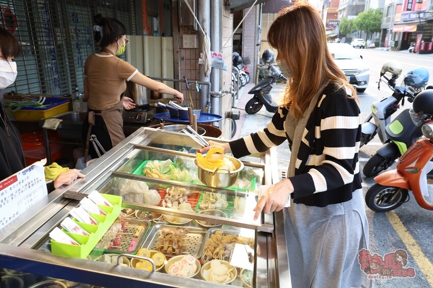 【台南美食】大爺冒菜麻辣燙！台南第一間冒菜鍋專賣店，晚餐宵夜一個人獨享的美味~ - 熱血玩台南。跳躍新世界