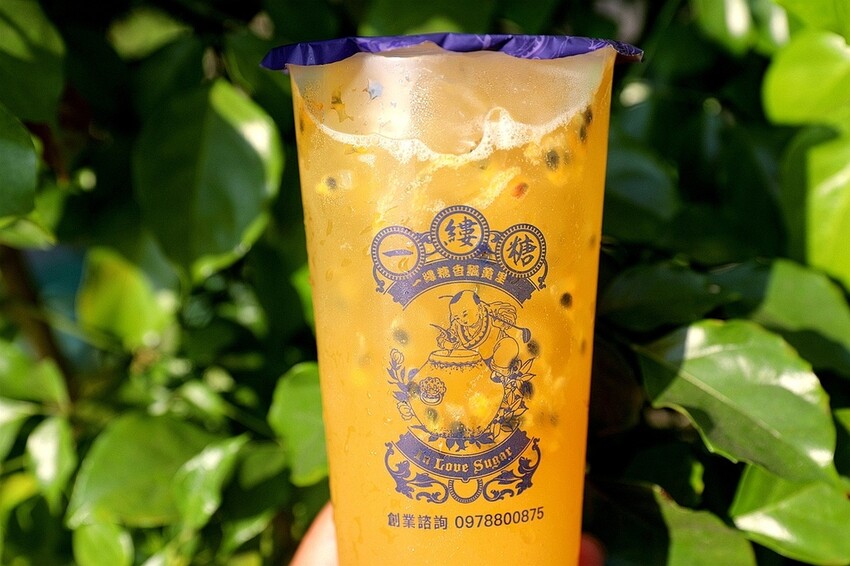 豆花甜湯＆手搖飲一次滿足｜棧平村豆花&一縷糖熟成紅茶（大里美食）