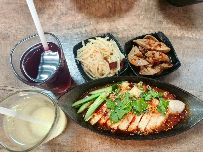 “古亭站美食”蜀來飽重慶小麵--吃過就回不去的經典酸辣粉/