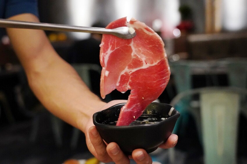 498元就能燒肉吃到飽!菜單+自助超過100種選擇,120分鐘讓你點滿,688元就有和牛、神戶牛、牛舌~