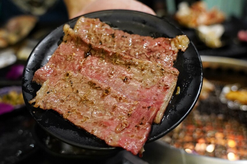 498元就能燒肉吃到飽!菜單+自助超過100種選擇,120分鐘讓你點滿,688元就有和牛、神戶牛、牛舌~