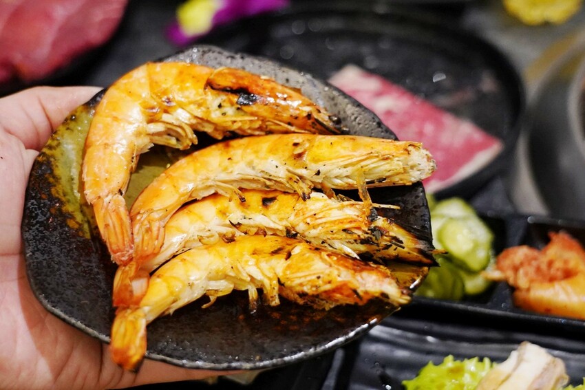 498元就能燒肉吃到飽!菜單+自助超過100種選擇,120分鐘讓你點滿,688元就有和牛、神戶牛、牛舌~