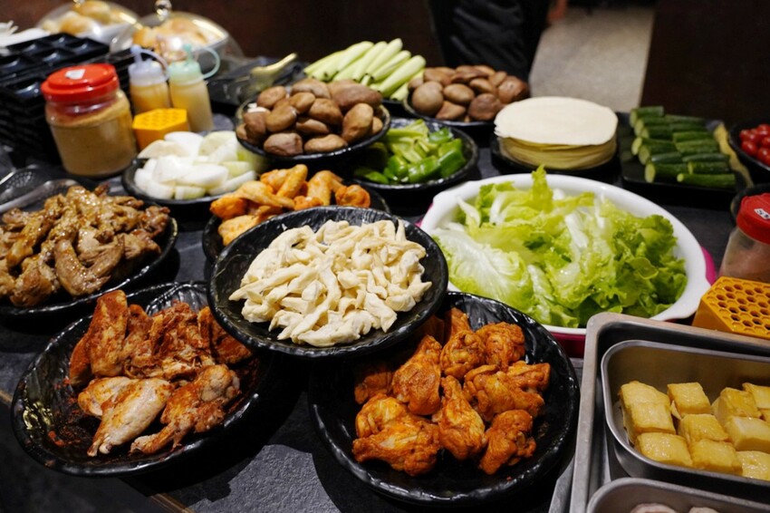498元就能燒肉吃到飽!菜單+自助超過100種選擇,120分鐘讓你點滿,688元就有和牛、神戶牛、牛舌~