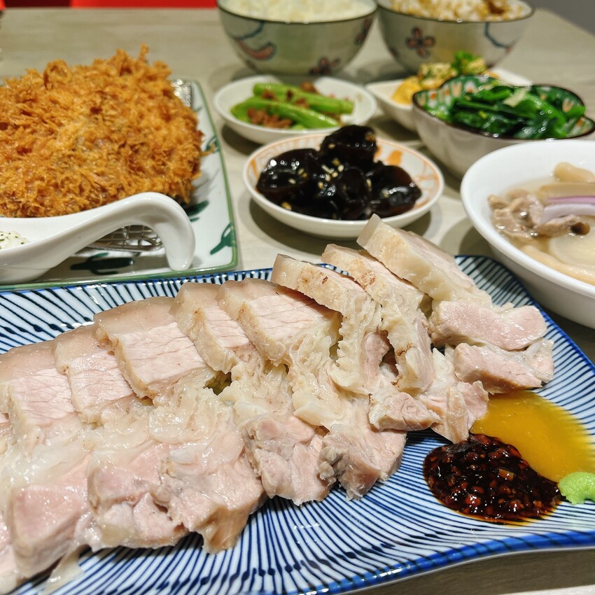 桃園特有創意料理—芳味坊Fun Taste，天然食材現點現做，口口都能品嚐到食物的原汁原味