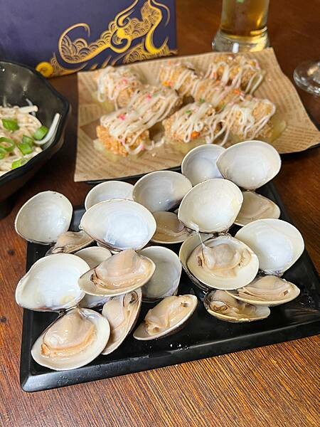 (新莊美食)燒玖。零壹串燒 / 海鮮 / 碳烤 新莊居酒屋串燒推薦 新鮮海鮮料理 比手掌大生蠔 生食級干貝 超好