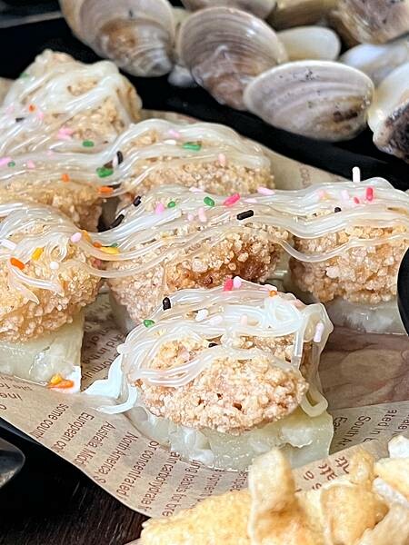 (新莊美食)燒玖。零壹串燒 / 海鮮 / 碳烤 新莊居酒屋串燒推薦 新鮮海鮮料理 比手掌大生蠔 生食級干貝 超好