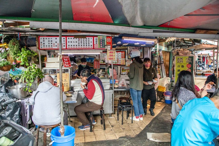 嘉義火雞肉飯只要20元!東市場頭家火雞肉飯,CP值爆表老店佛心價開吃。