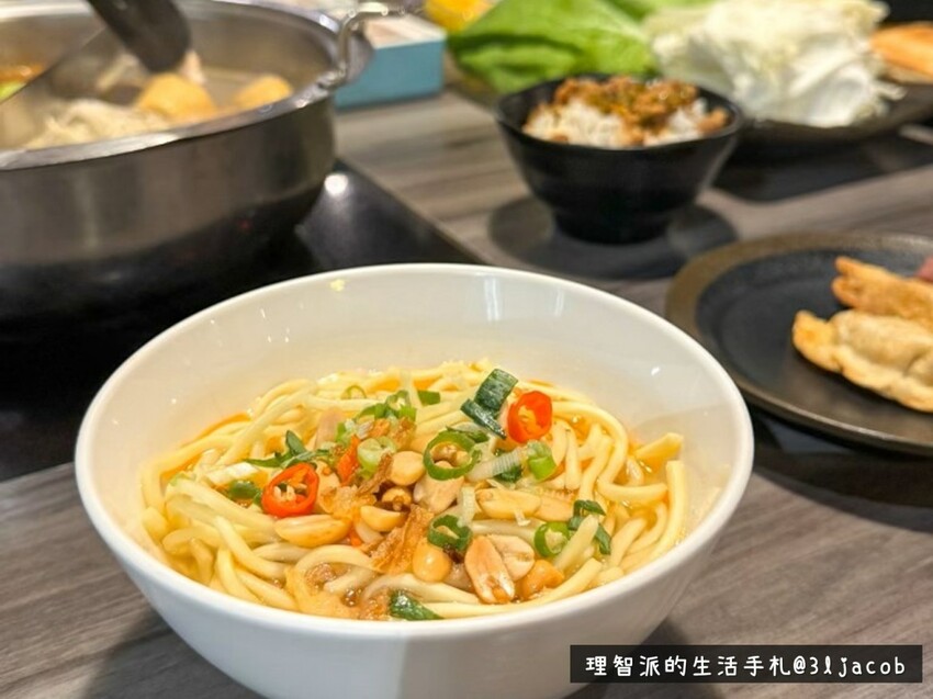 新竹美食吃什麼? 新竹泰式火鍋開箱 藍象廷 - 吃到飽的天堂 I 2024 最新 I 理智派的生活手札 - 理智派的生活手札