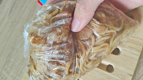 【新莊美食】老店豬血湯魯肉飯|滿滿都是大腸用料不手軟的美味大腸湯