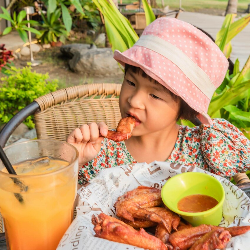 旗津沙灘吧 – 高雄最美沙灘酒吧 x 來杯偽Tequila Sunris跟偽Mojito有種偽出國的感覺呢!餐點也超優的