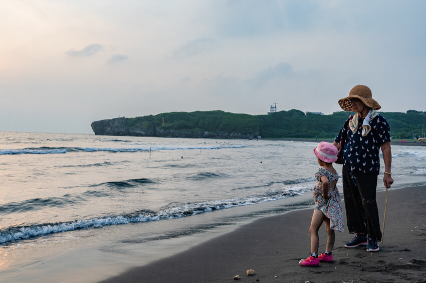 旗津沙灘吧 – 高雄最美沙灘酒吧 x 來杯偽Tequila Sunris跟偽Mojito有種偽出國的感覺呢!餐點也超優的