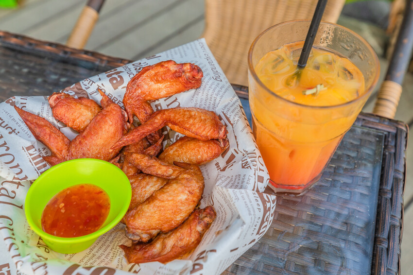 旗津沙灘吧 – 高雄最美沙灘酒吧 x 來杯偽Tequila Sunris跟偽Mojito有種偽出國的感覺呢!餐點也超優的