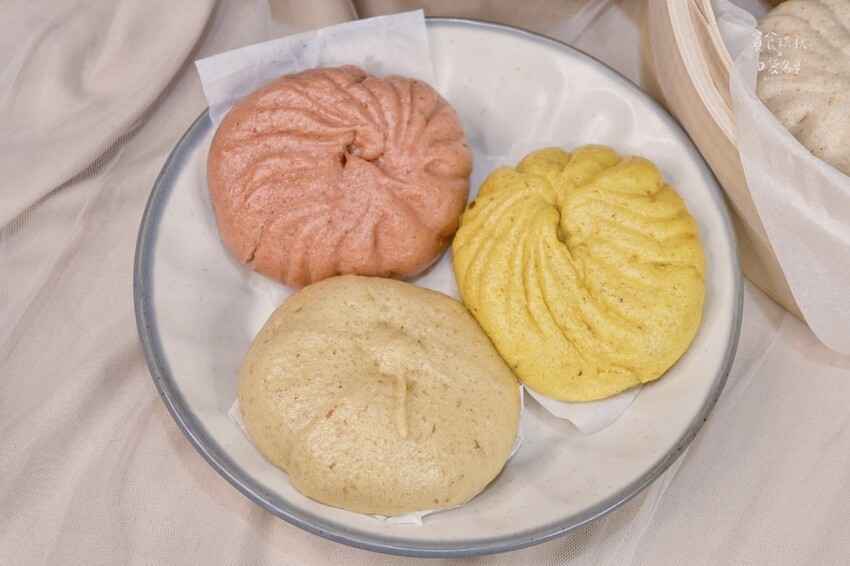 宅配美食|添加多穀、色彩繽紛麵皮好特別!滿滿內餡超豐富!省時