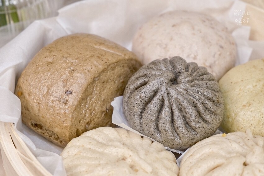 宅配美食|添加多穀、色彩繽紛麵皮好特別!滿滿內餡超豐富!省時