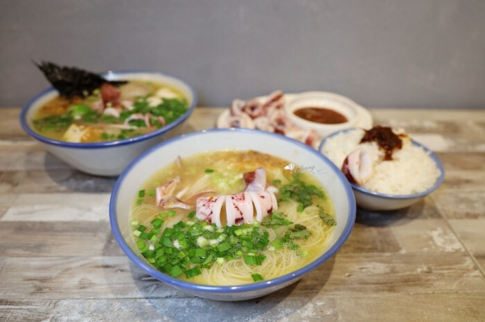 府中站 | 一週只賣兩天 1.5小時完售 黃石市場紅燒肉 雞捲 只賣兩樣東西